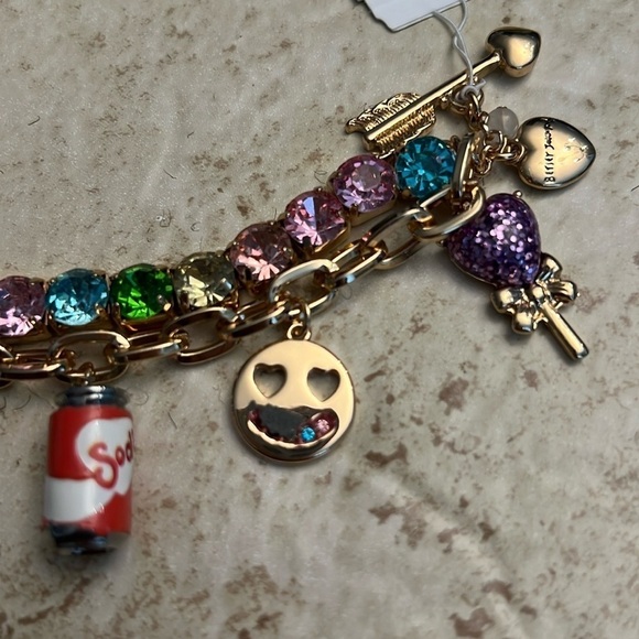 Betsey Johnson Rhinestone Charm Bracelet NEW - Picture 2 of 7